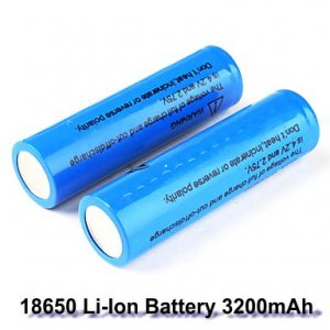 Επαναφορτιζόμενη μπαταρία 18650 3,7V 3700mAh