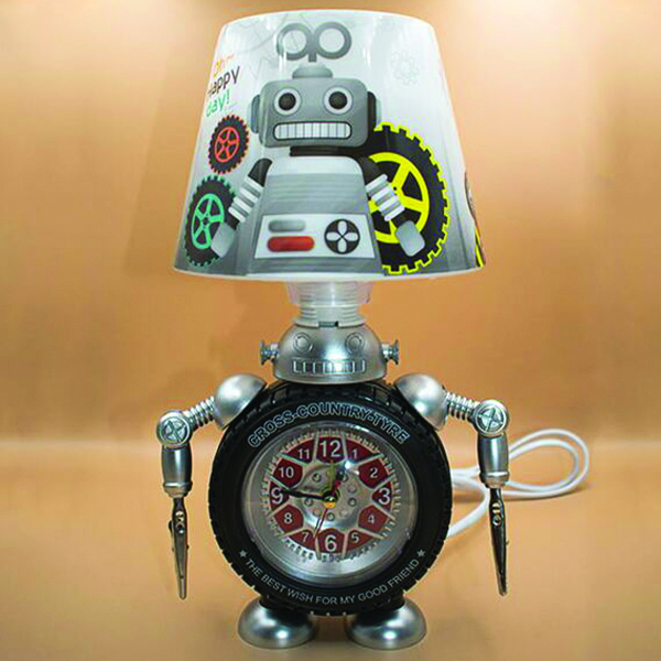 Παιδικό Επιτραπέζιο Φωτιστικό – Πορτατίφ με Ρολόι, Γατζάκια και Θερμό Λευκό Φωτισμό σε Σχέδιο Ρομπότ 