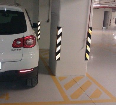 Γωνιά Προστασίας από Ελαστικό Στρογγυλεμένης Ακμής Πάχους 20mm