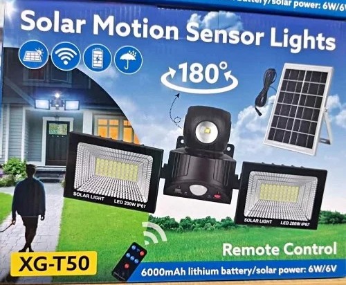 Διπλός Ηλιακός Προβολέας LED 200W με Αισθητήρα Κίνησης & Τηλεχειριστήριο - Περιστρεφόμενος 180° με Ηλιακό Πάνελ