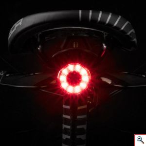 Antusi Αδιάβροχο Επαναφορτιζόμενο Οπίσθιο Φανάρι LED Ποδηλάτου με 7 Χρώματα Φωτισμού & 5 Λειτουργίες Φωτισμού Q1 - Μαύρο