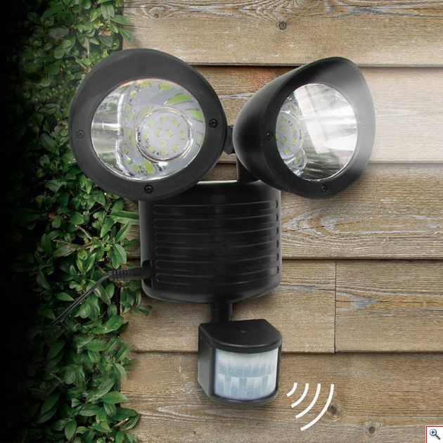 Ηλιακός Διπλός Προβολέας Ασφαλείας με Ανιχνευτή Κίνησης, Αισθητήρα Νυχτός & Πάνελ Φόρτισης