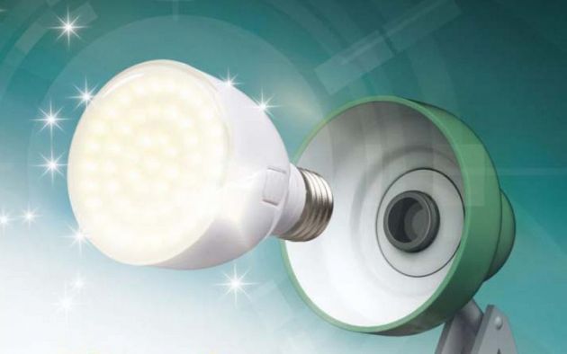 Τηλεχειριζόμενος LED Λαμπτήρας Οικονομίας και Επαναφορτιζόμενος Φακός Ε27 – Magic Bulb II