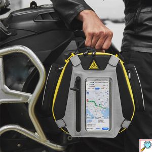 Αδιάβροχη Τσάντα - Σάκος Ρεζερβουάρ 10L με Διάφανη Θήκη Κινητού Αφής για Πλοήγηση, Πλαϊνές Τσέπες & Ανακλαστικές Ταινίες για Μηχανή - Μοτοσικλέτα Motowolf Μαύρο