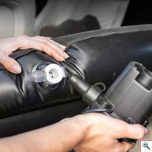 Φουσκωτό Στρώμα Αυτοκινήτου με Τρόμπα 12V & Κιτ Επισκευής για το Πίσω Κάθισμα - Κρεβάτι Οχήματος Ταξιδιού Μαύρο 