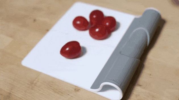 Αντιολισθητική Επιφάνεια Κοπής & Μεταφοράς Τροφίμων 3.2x12x18cm – ScooperDuper™ 