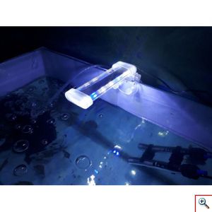 Φωτιστικό 8W Deebow Dee-268 24 LED με Ιδανικό Φως Ημέρας για τον Φωτισμό του Ενυδρείου