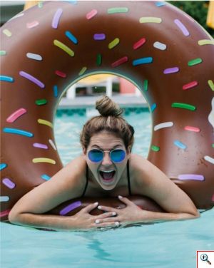Μεγάλο Φουσκωτό Σωσίβιο Ντόνατ 120εκ - Donut Swimming Ring