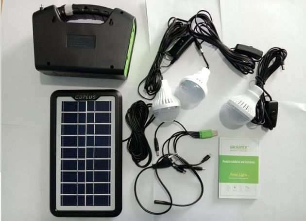 Ηλιακό Κιτ Τριπλού Φωτισμού με Φακό, 3 Λάμπες και Φόρτισης Συσκευών