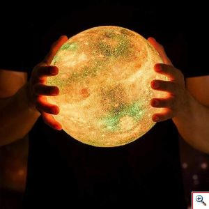 Galaxy Light USB Φωτιστικό Γαλαξίας - Πλανήτης 15εκ RGB LED 16 Χρωμάτων με Ξύλινη Βάση & Χειριστήριο