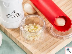 Σετ Πρέσσα - Κόφτης Σκόρδου BRAVA Garlic Cutter 4 σε 1