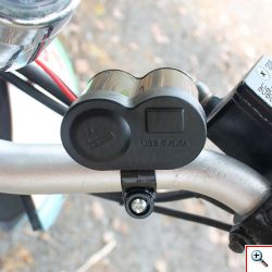 Αδιάβροχος Φορτιστής USB και Αναπτήρας Μοτοσυκλέτας