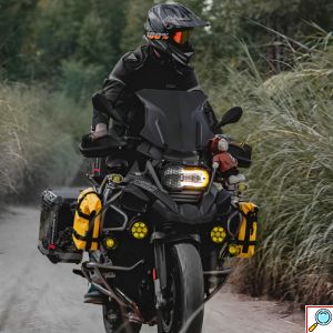 Motowolf Αδιάβροχη Τσάντα - Σαμάρι Μηχανής με Ιμάντες Χωρητικότητας 8 L