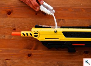 SALTBLAST Εξολοθρευτής Αλατιού Κουνουπιών, Μυγών, Εντόμων - Όπλο Αλατιού Μυγοσκοτώστρα & Αντικουνουπικό - Salt Gun for Bugs