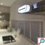 Πολυλειτουργική Βάση Φόρτισης με Αποσπώμενο Μαγνητικό LED και Λειτουργία Απολύμανσης Μικρών Αντικειμένων