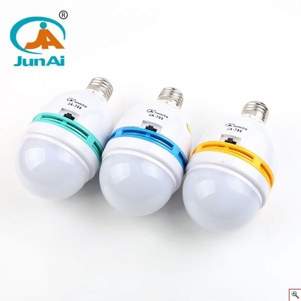 Επαναφορτιζόμενη, Τηλεχειριζόμενη LED Λάμπα Οικονομίας Ε27 - Remote Control Emergency Lamp