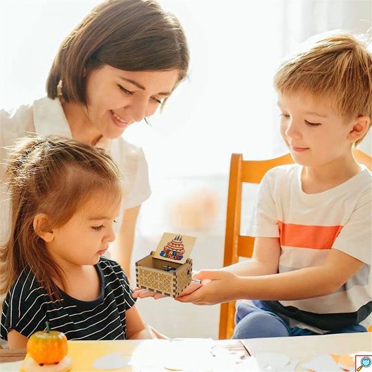 Ρετρό Ξύλινο Χειροκίνητο Μουσικό Κουτί – Happy Birthday 