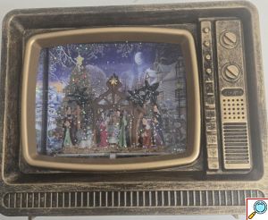 Retro Χριστουγεννιάτικη Διακοσμητική Τηλεόραση με Φωτισμό , Μουσική και Glitter-Eφέ Χιονιού Home Theory